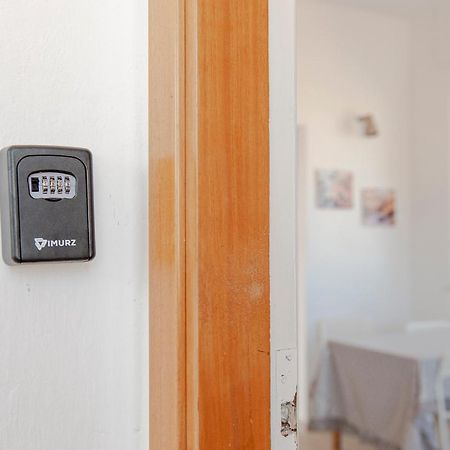 Suite Attico In Centro - Parcheggio Gratuito Livorno Bagian luar foto