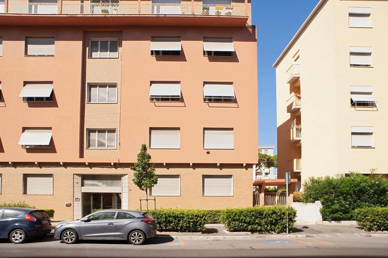 Suite Attico In Centro - Parcheggio Gratuito Livorno Bagian luar foto